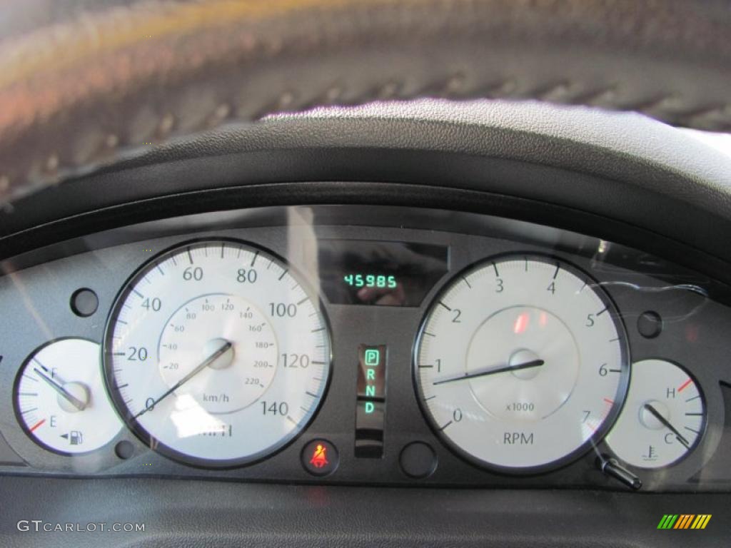 2008 Chrysler 300 Touring AWD Gauges Photo #49250843