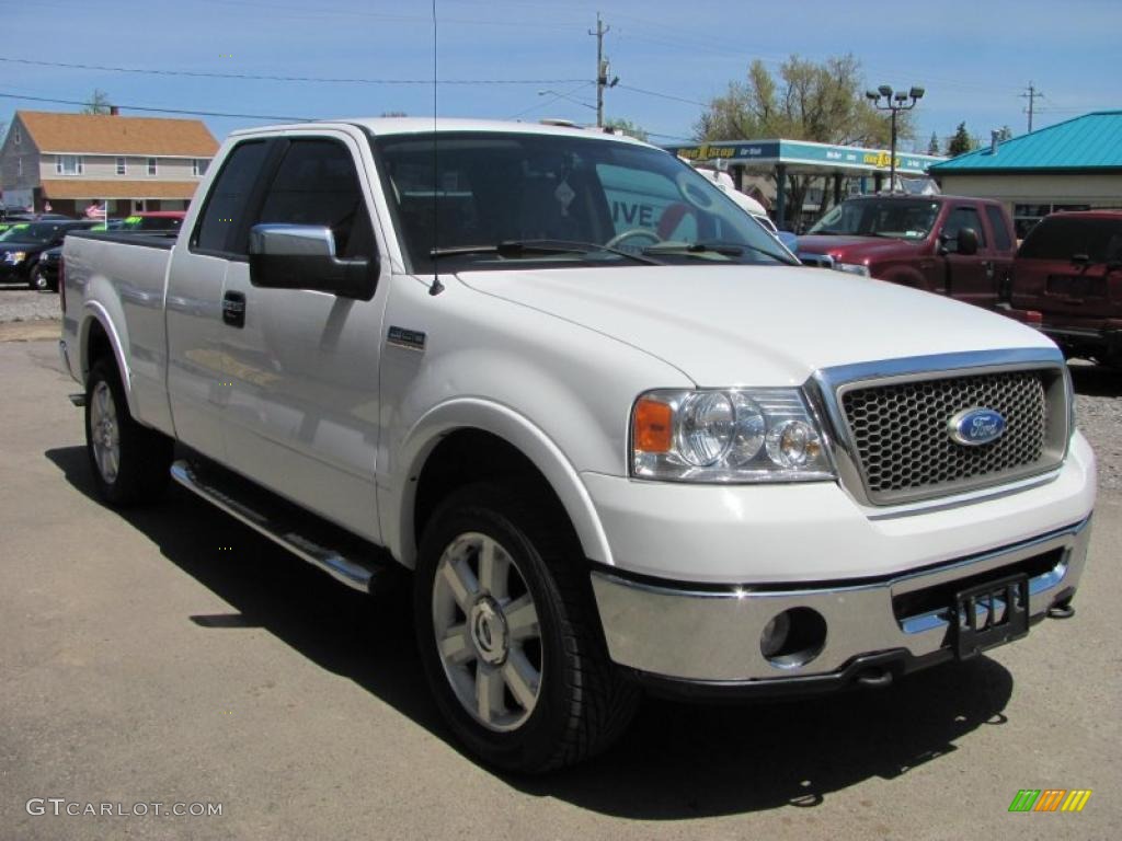 2006 F150 Lariat SuperCab 4x4 - Oxford White / Tan photo #21