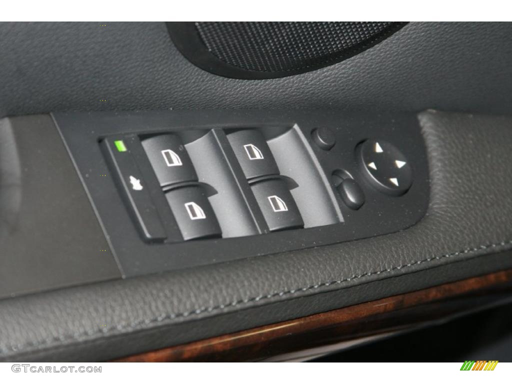 2011 3 Series 328i Sedan - Deep Sea Blue Metallic / Black Dakota Leather photo #17