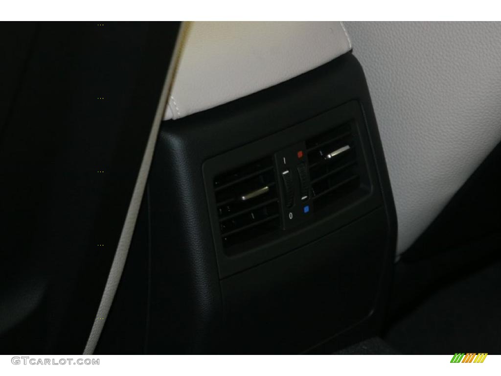 2011 3 Series 328i Sedan - Blue Water Metallic / Oyster/Black Dakota Leather photo #23