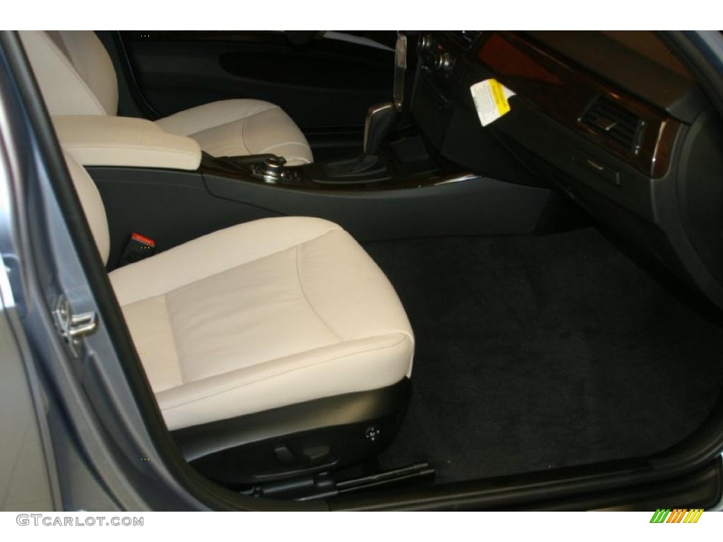 2011 3 Series 328i Sedan - Blue Water Metallic / Oyster/Black Dakota Leather photo #25