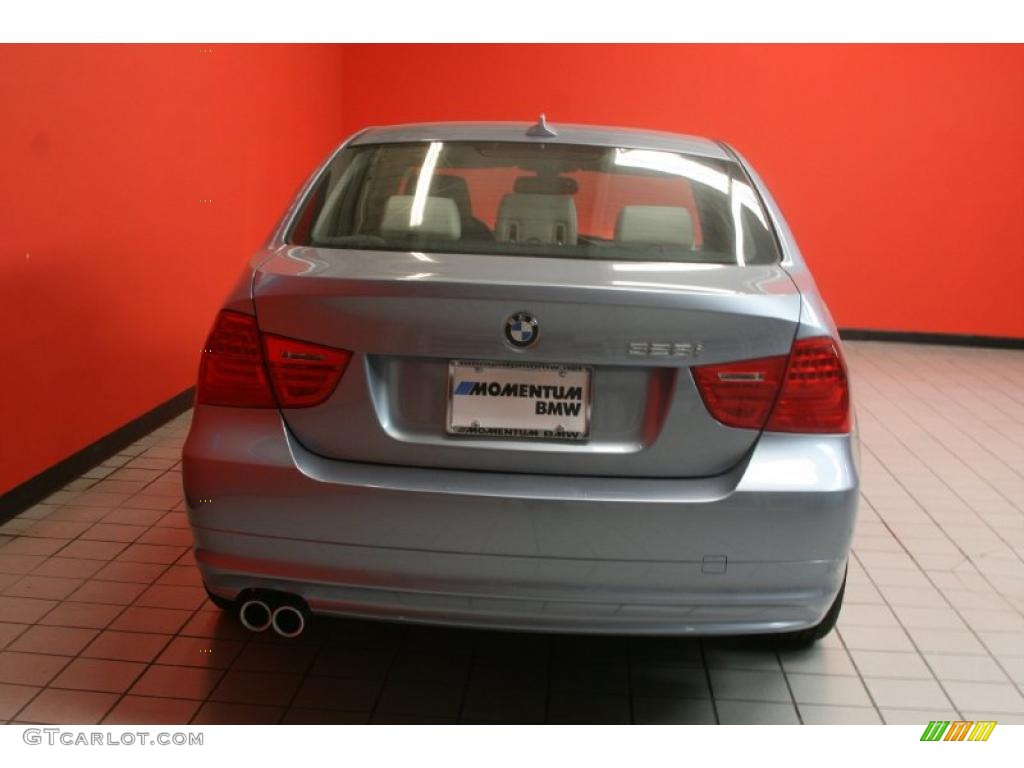 2011 3 Series 328i Sedan - Blue Water Metallic / Oyster/Black Dakota Leather photo #28