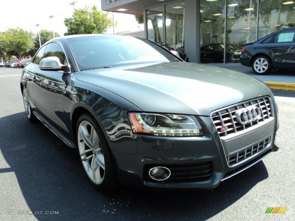 Meteor Grey Pearl Effect 2009 Audi S5 4.2 quattro Exterior Photo #49256036