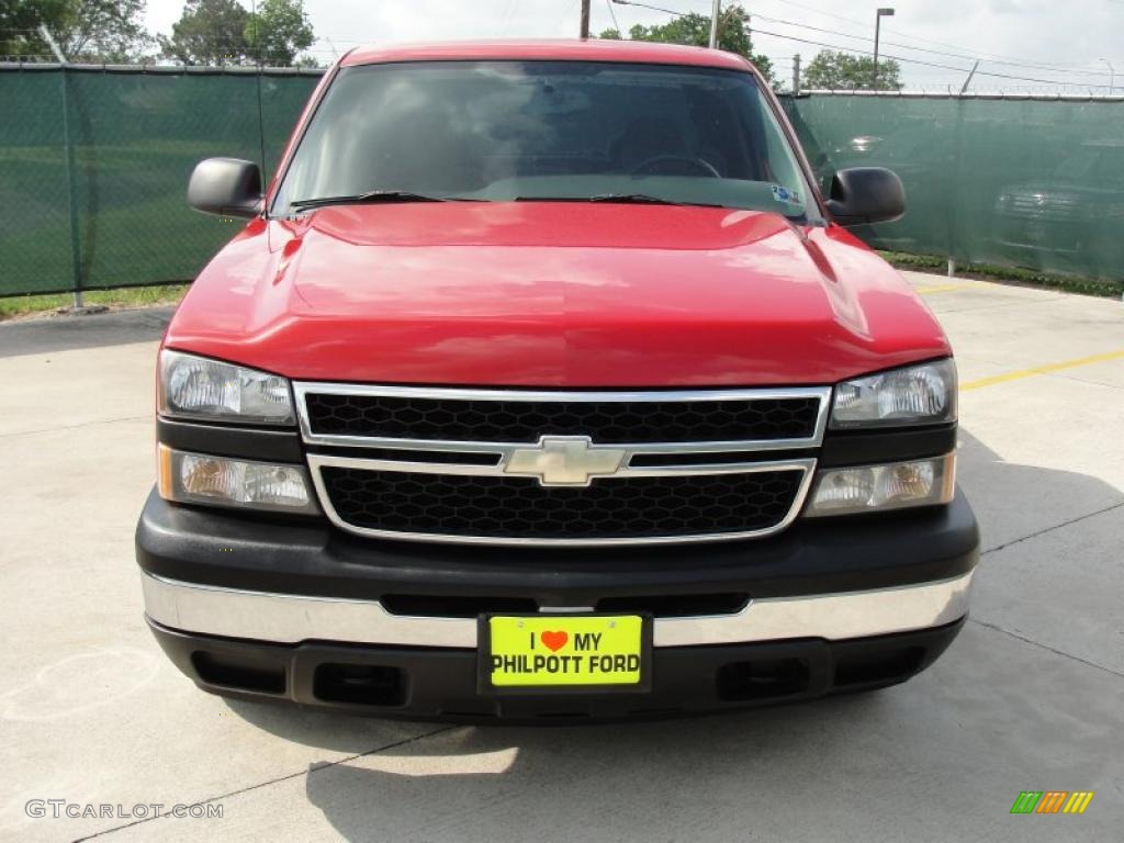 2007 Silverado 1500 Classic LS Extended Cab - Victory Red / Dark Charcoal photo #8