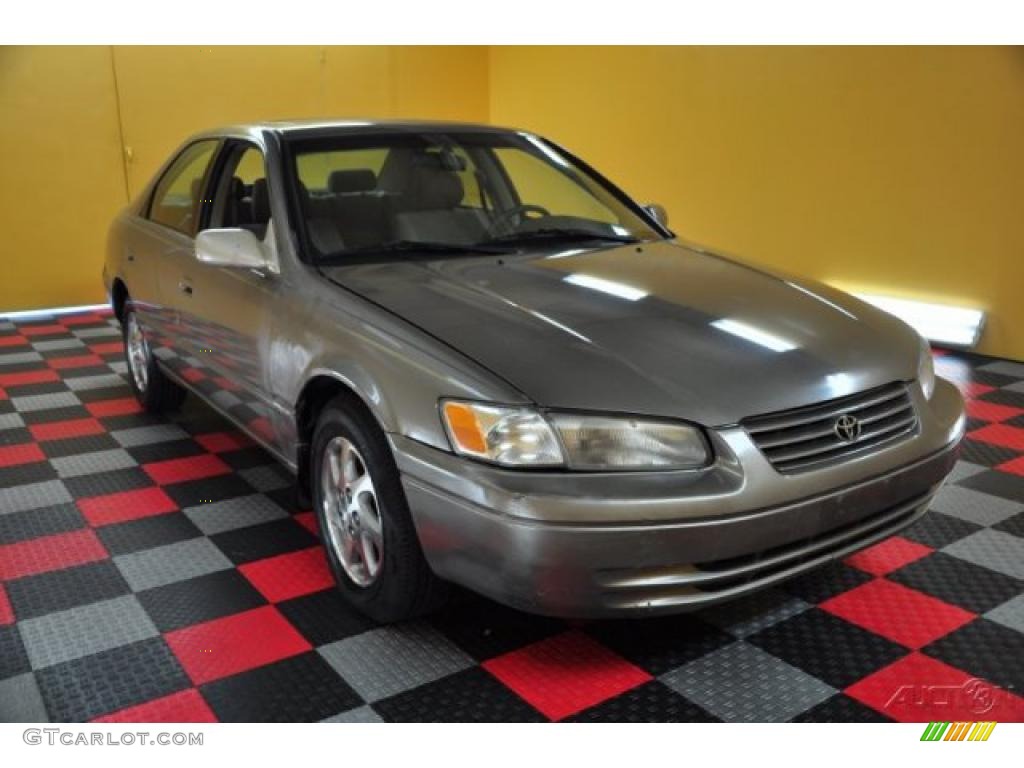 1999 Camry LE V6 - Sable Pearl / Oak photo #1