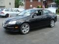 Black - Jetta SE Sedan Photo No. 3