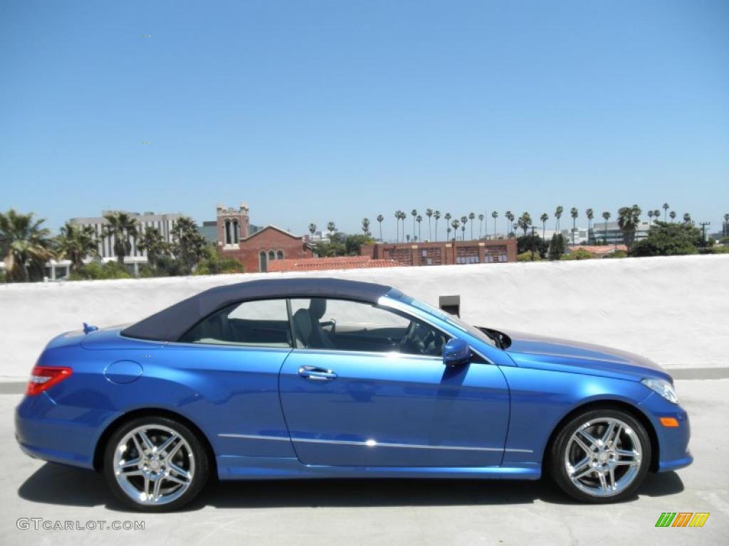 Quartz Blue Metallic 2011 Mercedes-Benz E 550 Cabriolet Exterior Photo #49267310