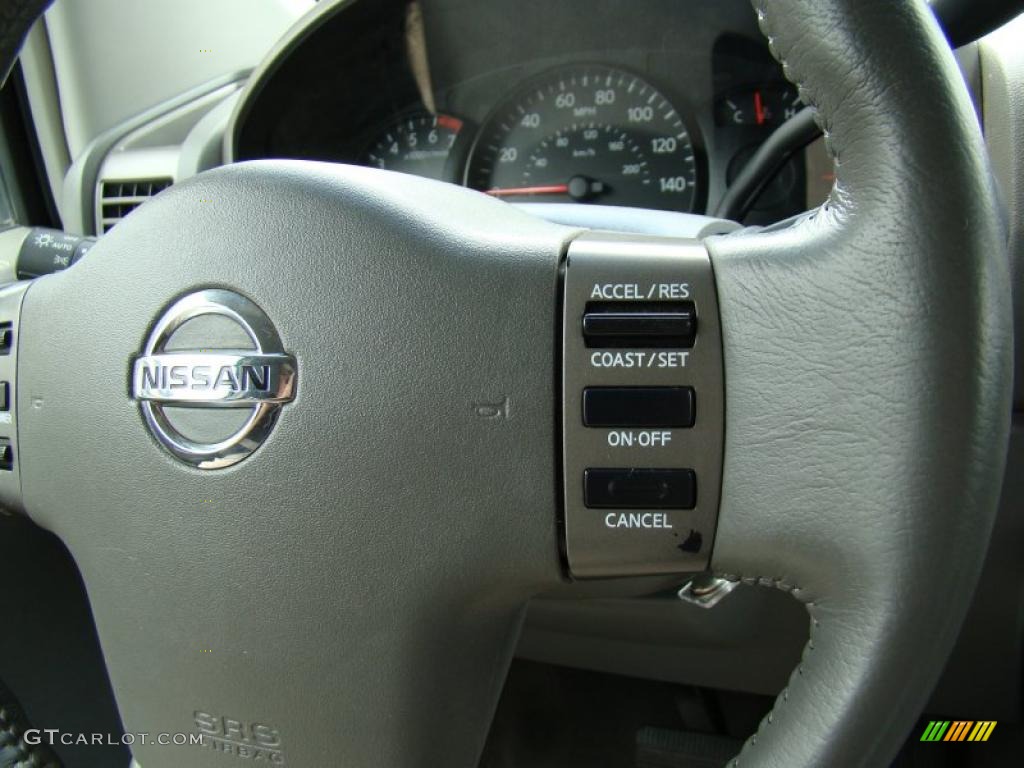 2005 Nissan Titan LE Crew Cab 4x4 Controls Photo #49268099