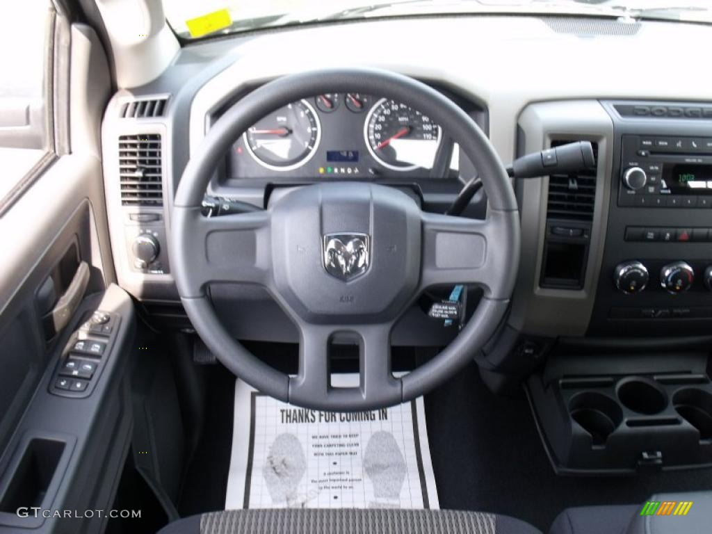 2011 Ram 1500 ST Quad Cab - Hunter Green Pearl / Dark Slate Gray/Medium Graystone photo #10
