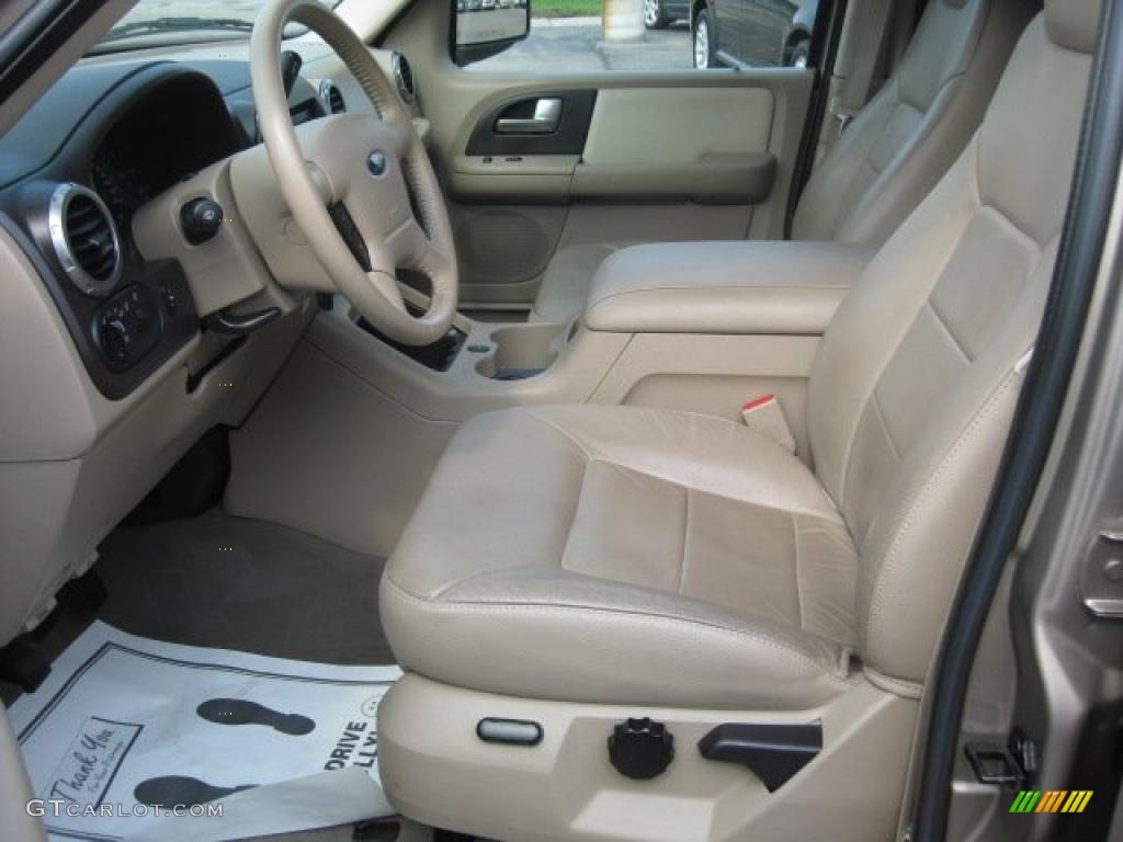 Medium Parchment Interior 2003 Ford Expedition XLT Photo #49271438