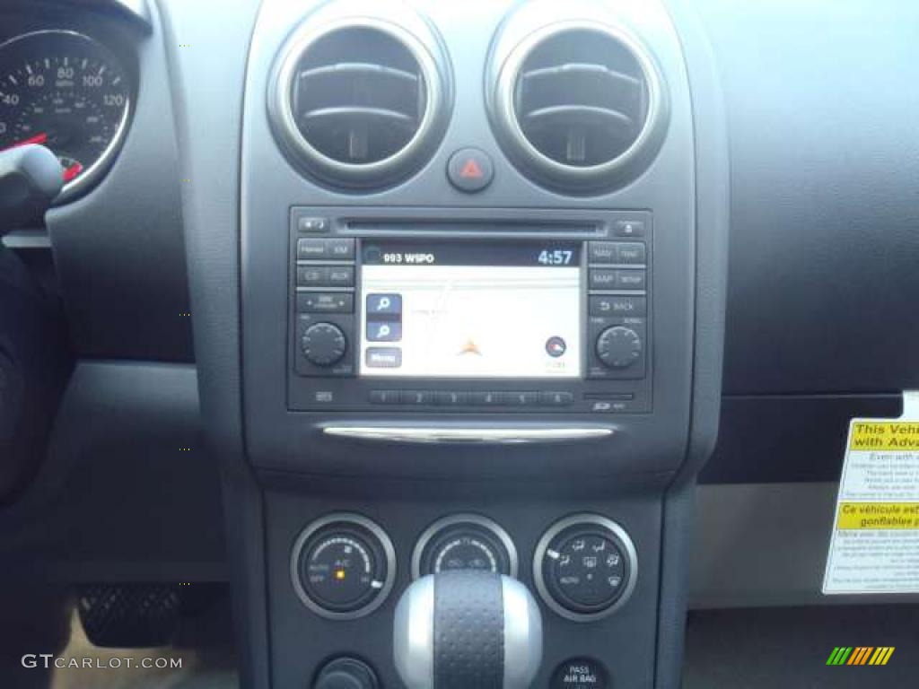 2011 Rogue SV - Platinum Graphite / Gray photo #9