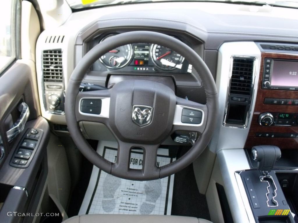 2011 Ram 1500 Laramie Crew Cab - Rugged Brown Pearl / Light Pebble Beige/Bark Brown photo #11