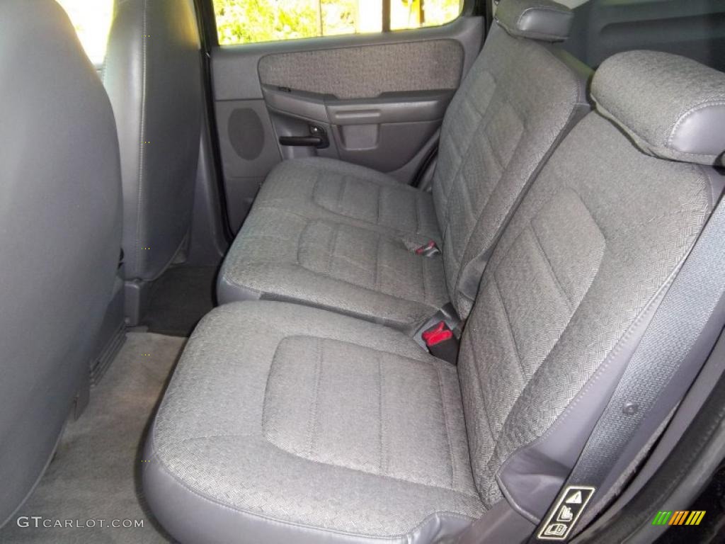 2002 Explorer XLS 4x4 - Black Clearcoat / Graphite photo #14