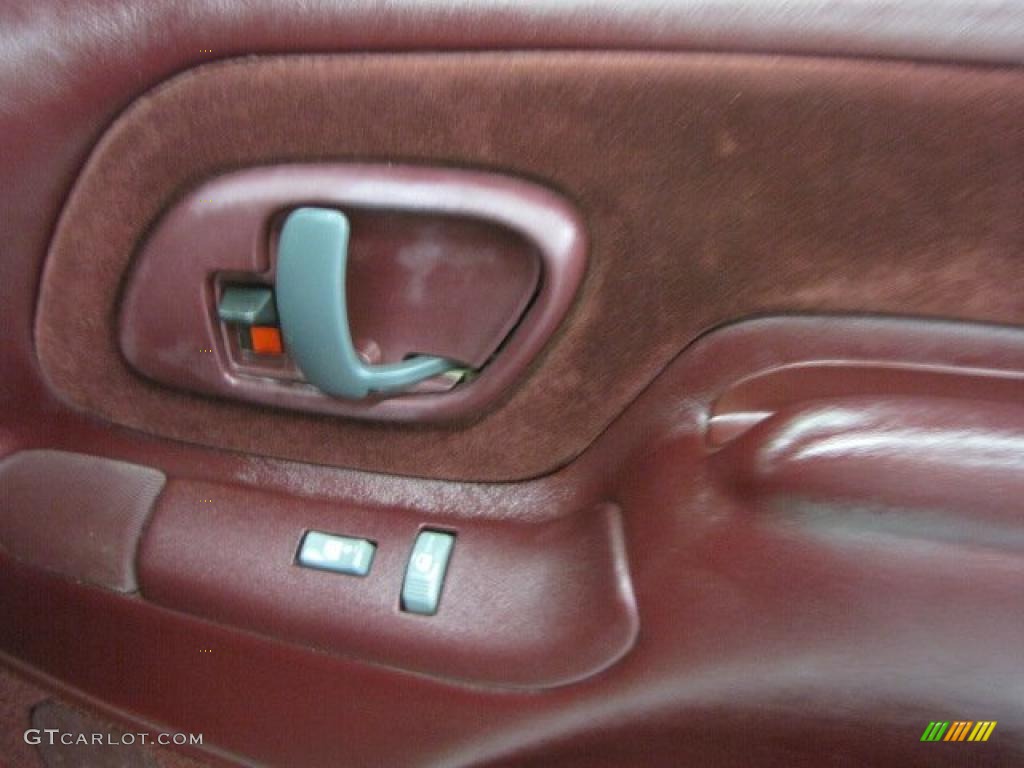 1997 C/K C1500 Silverado Extended Cab - Victory Red / Red photo #16