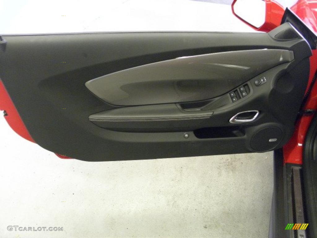2011 Chevrolet Camaro SS/RS Convertible Gray Door Panel Photo #49276166