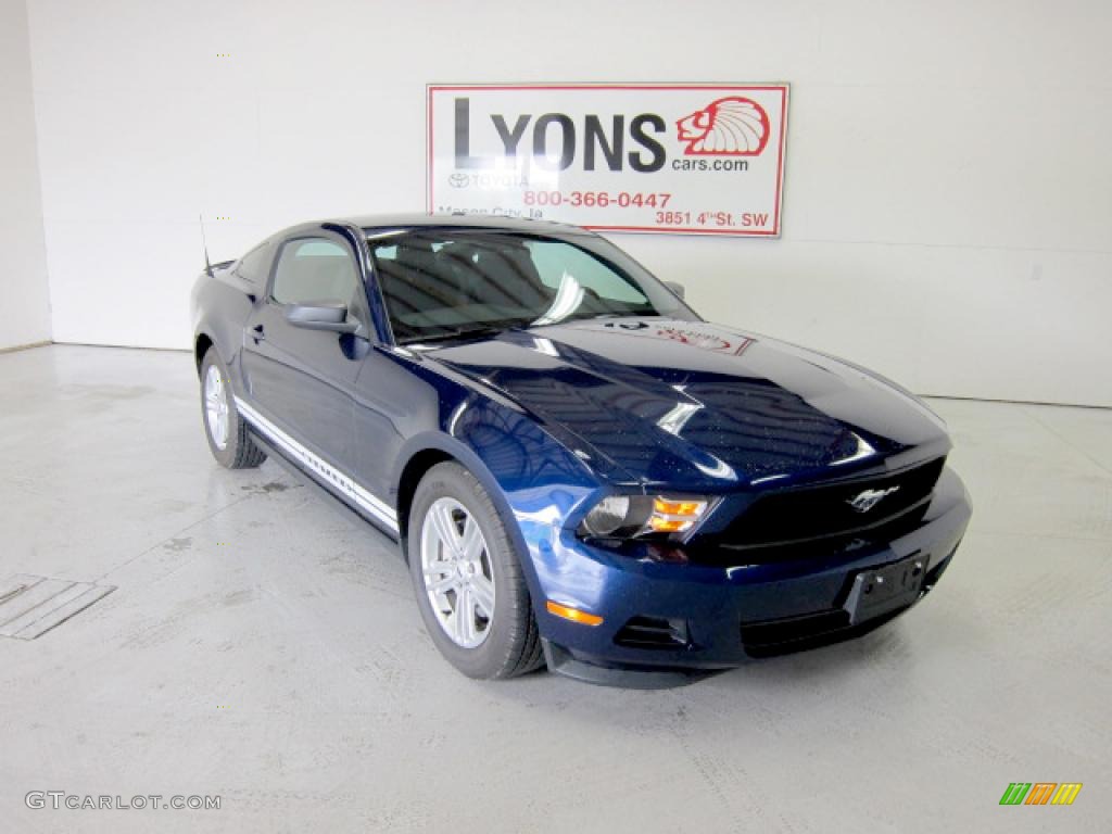 2011 Mustang V6 Coupe - Kona Blue Metallic / Charcoal Black photo #27