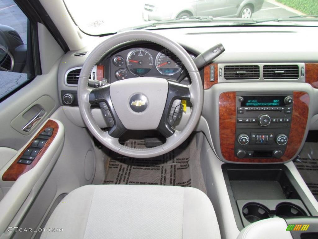 2007 Chevrolet Avalanche LT Dark Titanium/Light Titanium Dashboard Photo #49277408