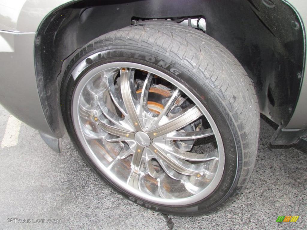 2007 Chevrolet Avalanche LT Custom Wheels Photo #49277486