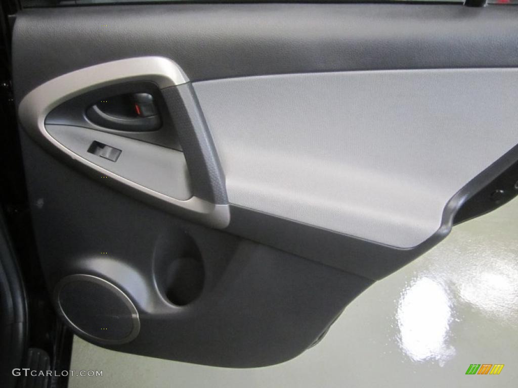 2008 RAV4 4WD - Black / Dark Charcoal photo #17