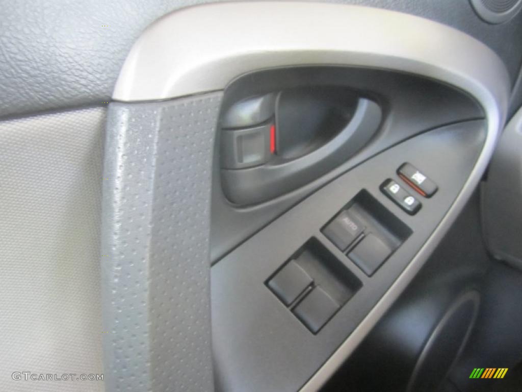 2008 RAV4 4WD - Black / Dark Charcoal photo #21