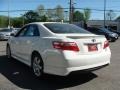 Super White - Camry SE Photo No. 5