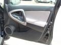 Black - RAV4 4WD Photo No. 19
