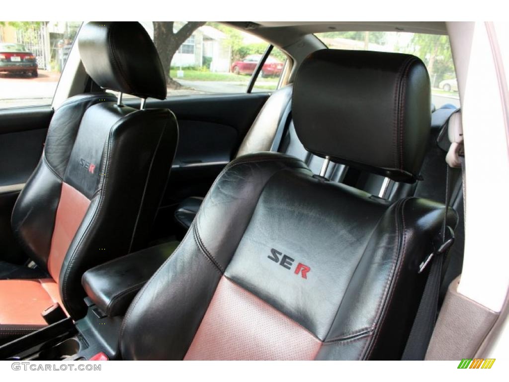 Charcoal Interior 2005 Nissan Altima 3.5 SE-R Photo #49285724