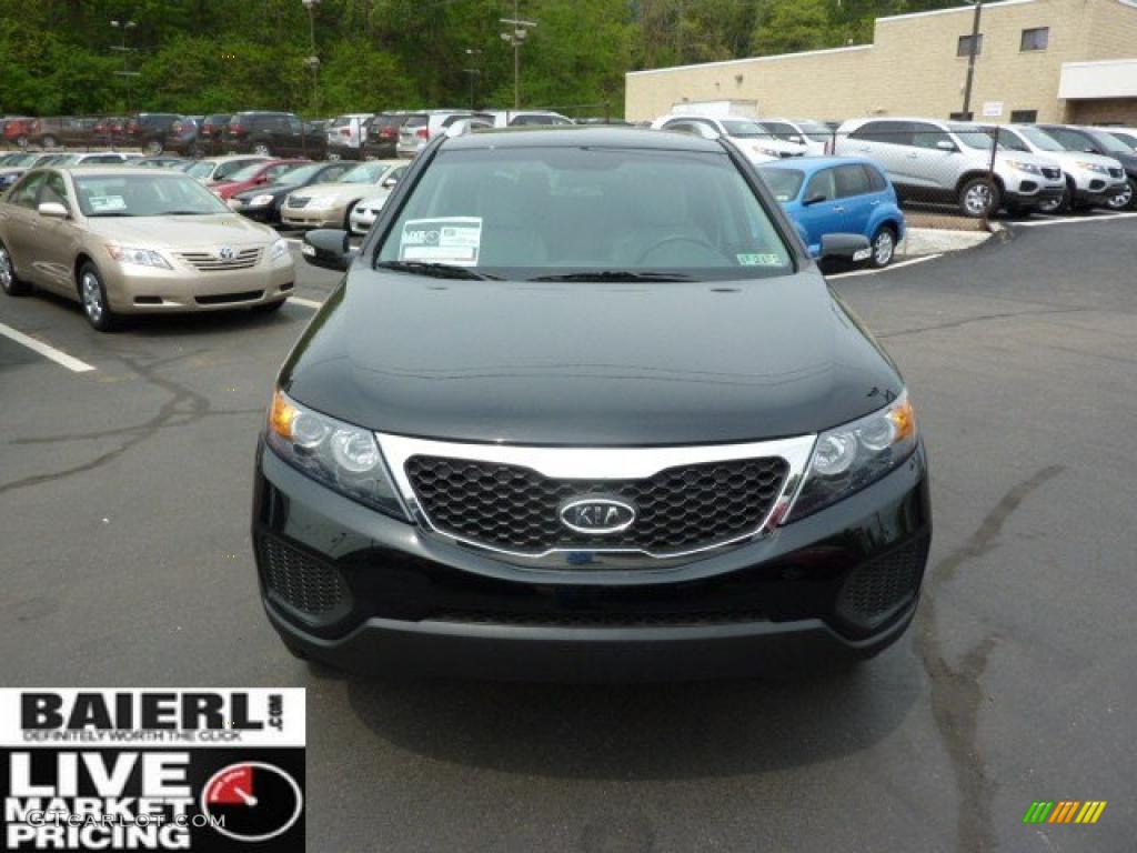 2011 Sorento LX V6 AWD - Ebony Black / Gray photo #2