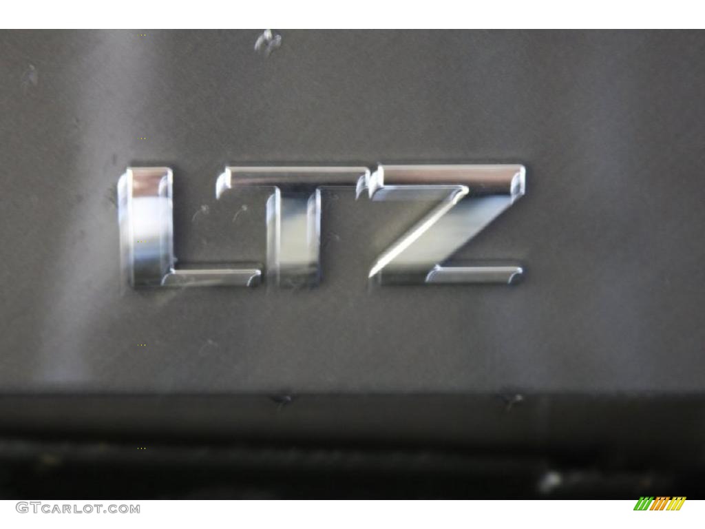 2011 Silverado 1500 LTZ Crew Cab 4x4 - Taupe Gray Metallic / Ebony photo #6
