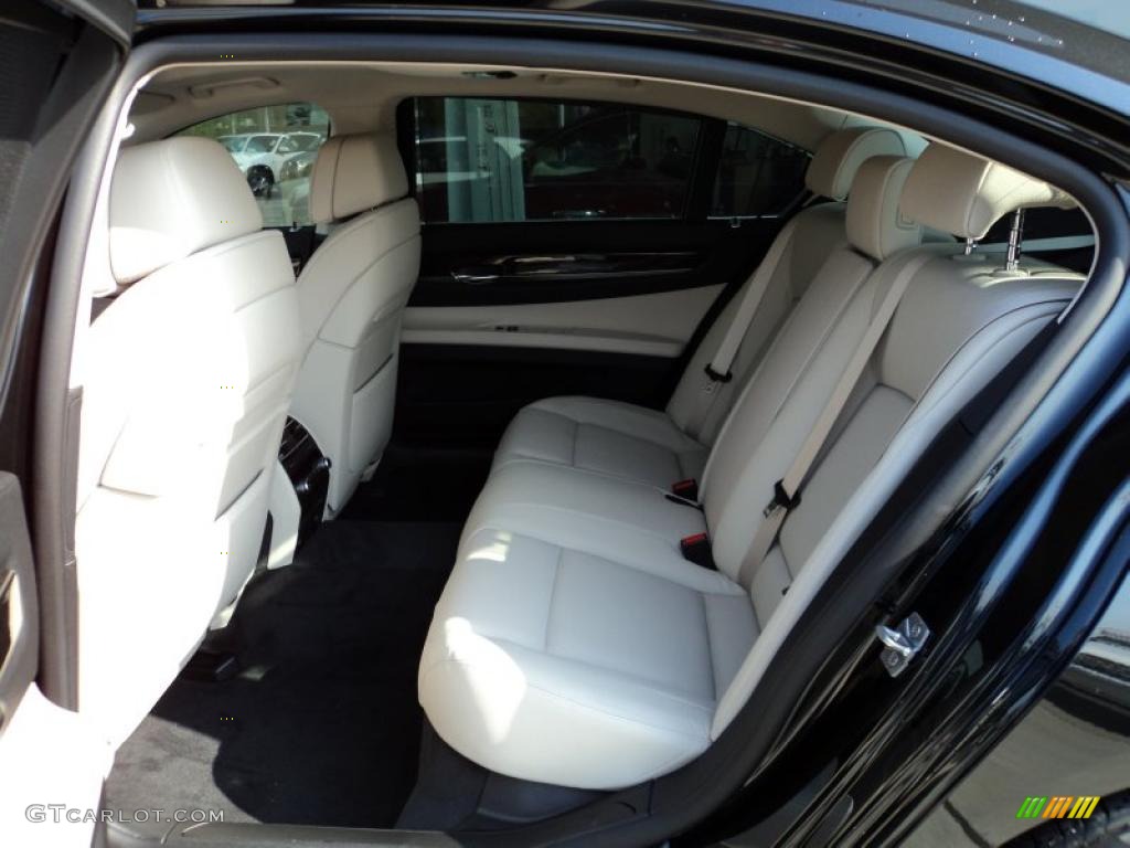 Oyster/Black Interior 2012 BMW 7 Series 740Li Sedan Photo #49288331