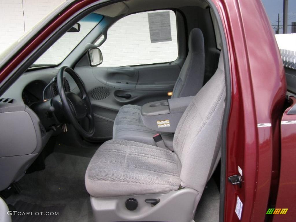 Medium Graphite Interior 1997 Ford F150 XLT Regular Cab Photo #49288721
