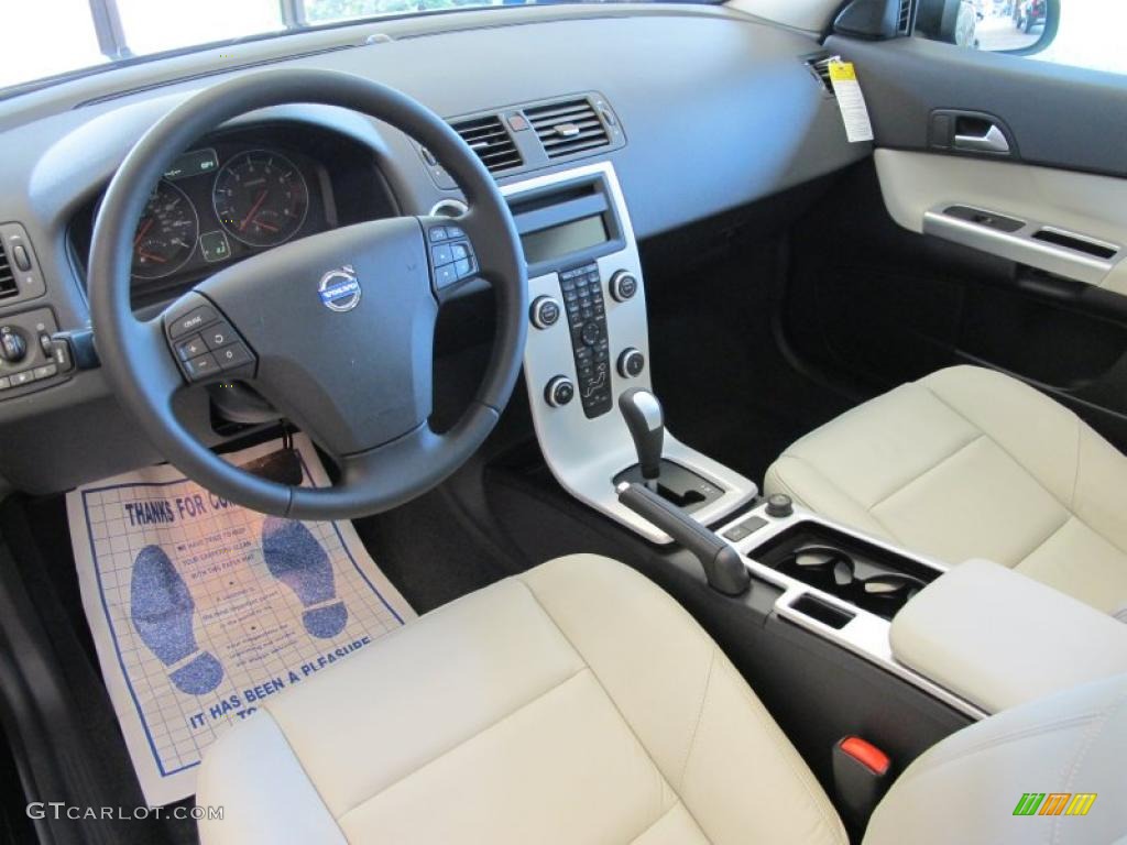 2011 Volvo C30 T5 Off Black/Blonde T-Tec Dashboard Photo #49288820