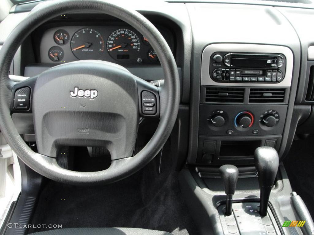2003 Grand Cherokee Laredo 4x4 - Stone White / Dark Slate Gray photo #16
