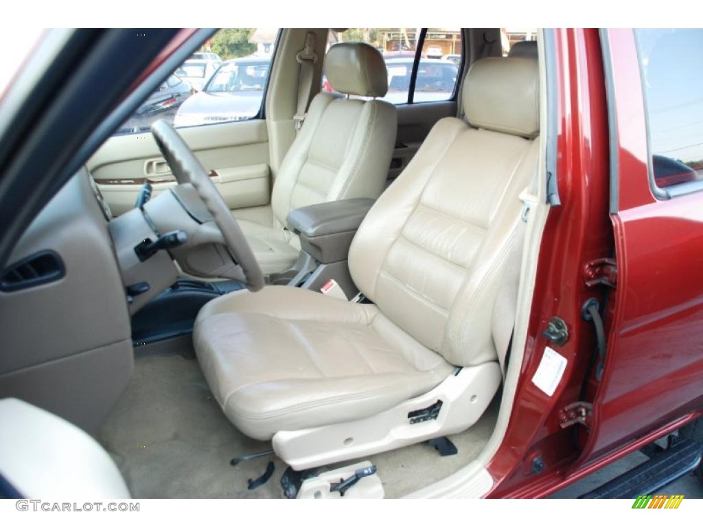 Blond Interior 1998 Nissan Pathfinder LE Photo #49289918