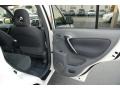Natural White - RAV4  Photo No. 20