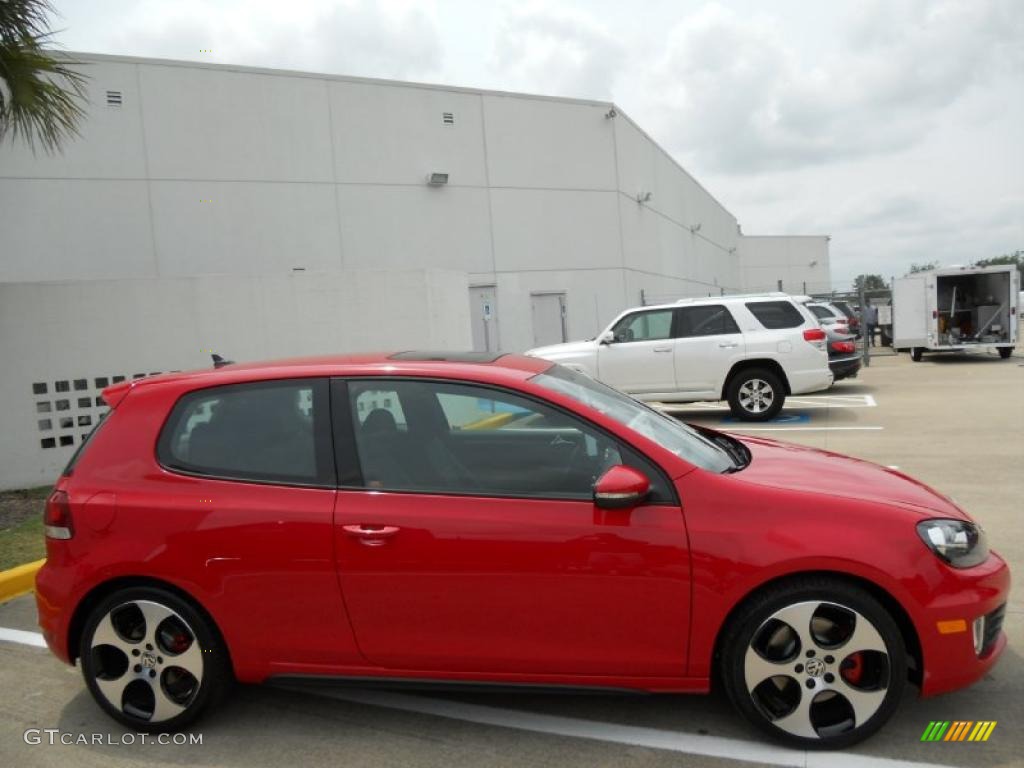 Tornado Red 2011 Volkswagen GTI 2 Door Exterior Photo #49291703