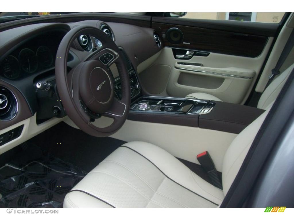 Ivory/Truffle Interior 2011 Jaguar XJ XJL Photo #49292612