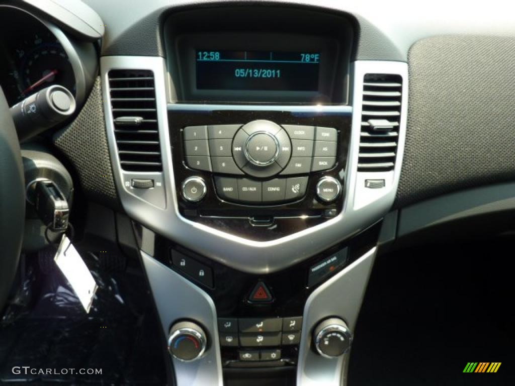 2011 Chevrolet Cruze ECO Controls Photo #49303227