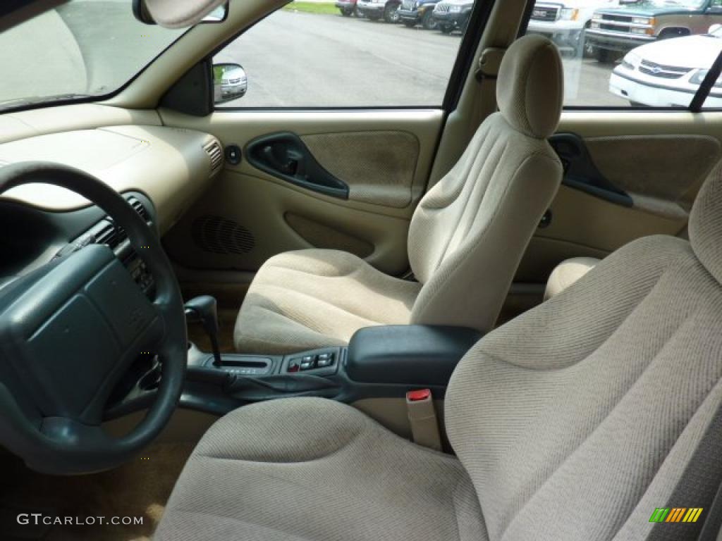 Graphite Interior 2002 Chevrolet Cavalier LS Sedan Photo #49303734