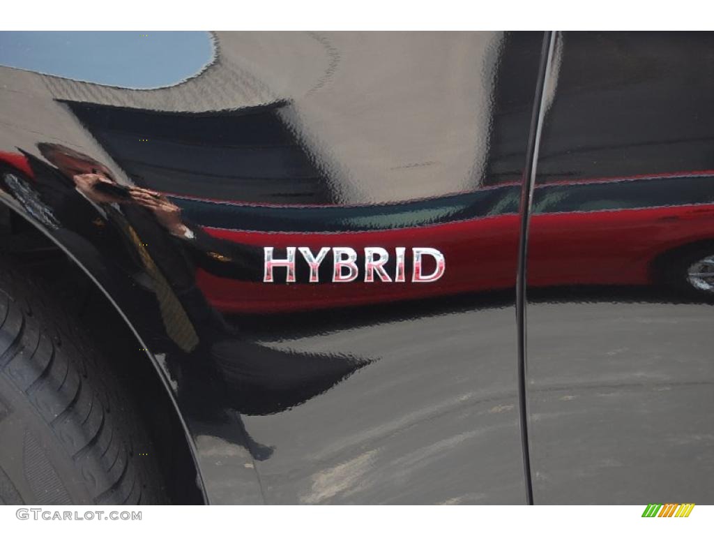 2012 Infiniti M Hybrid Sedan Marks and Logos Photo #49304211
