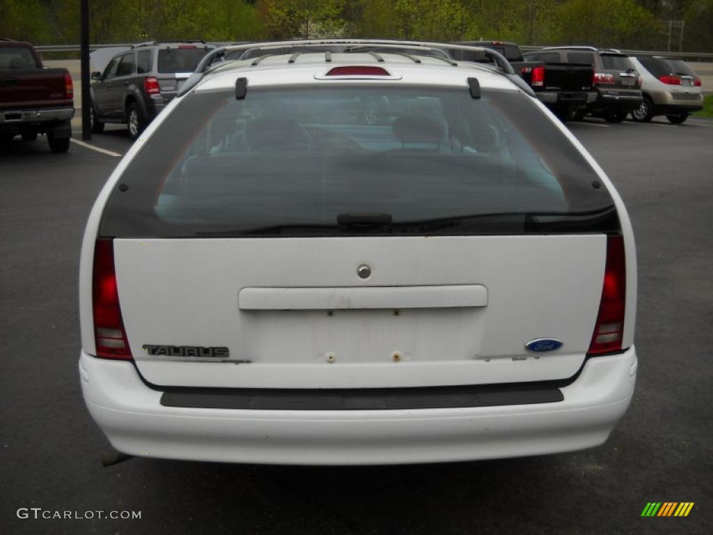 1993 Taurus GL Wagon - Performance White / Dark Blue photo #6