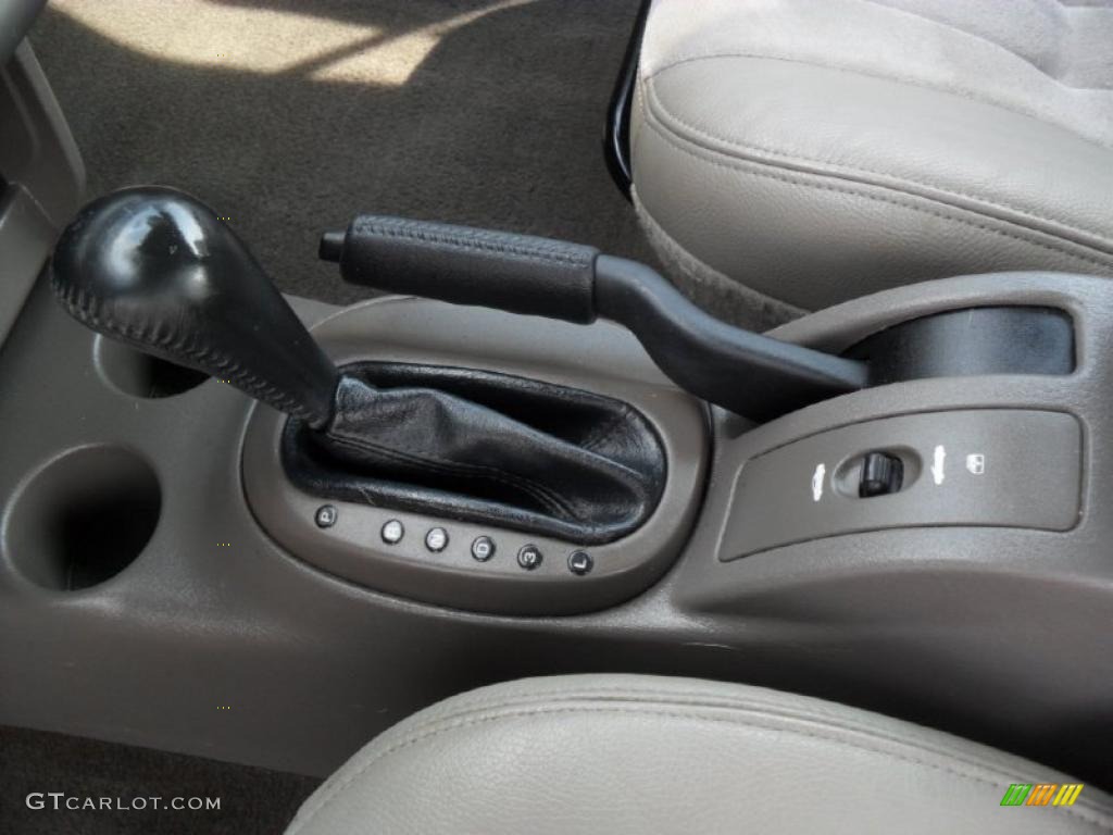 2005 Sebring Touring Convertible - Deep Red Pearl / Dark Taupe/Medium Taupe photo #10