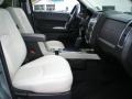 Moss Green - Mariner V6 Premier 4WD Photo No. 23