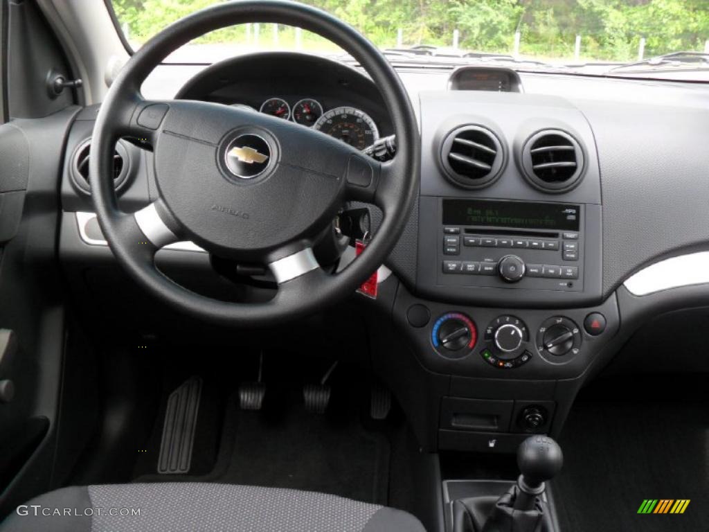 2010 Aveo LT Sedan - Black Granite / Charcoal photo #14