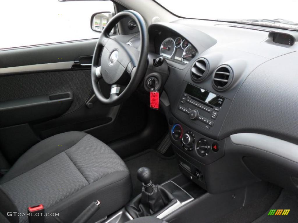 2010 Aveo LT Sedan - Black Granite / Charcoal photo #20