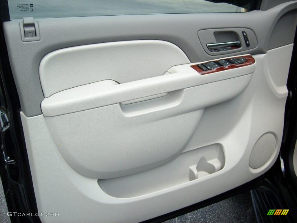 2011 Chevrolet Tahoe Hybrid Door Panel Photos