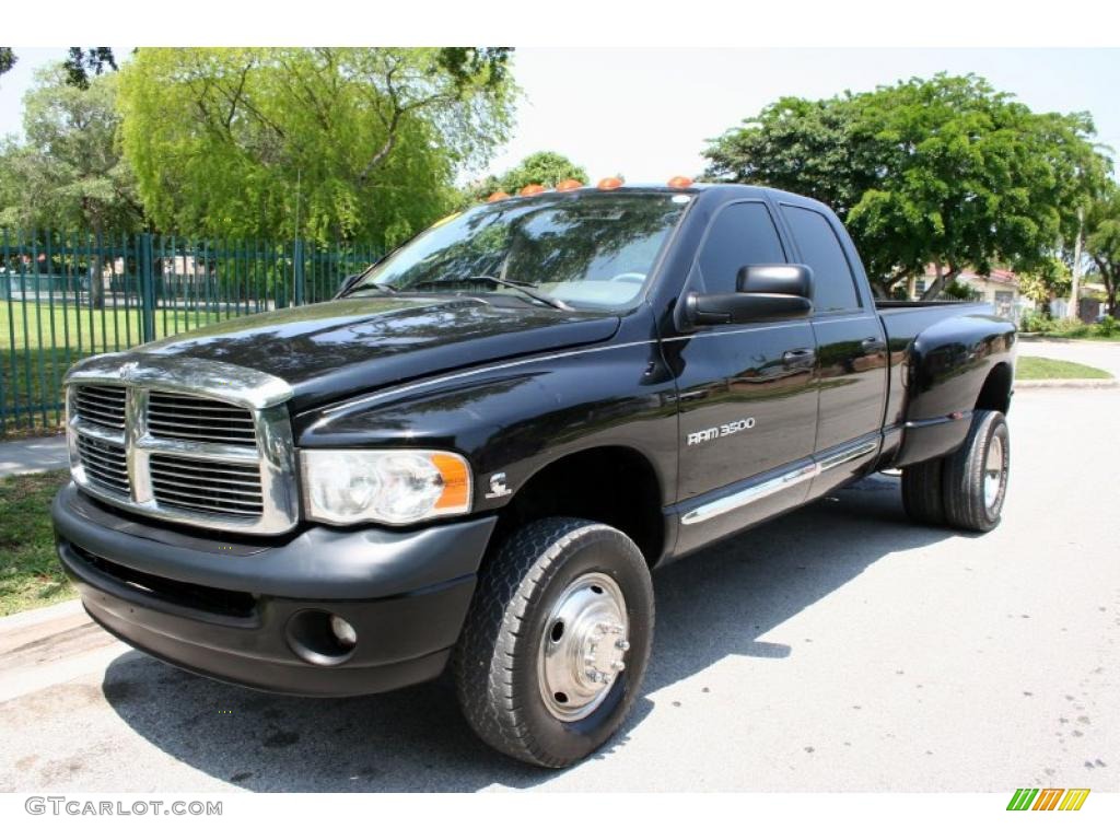 2004 Ram 3500 ST Quad Cab 4x4 Dually - Black / Taupe photo #1