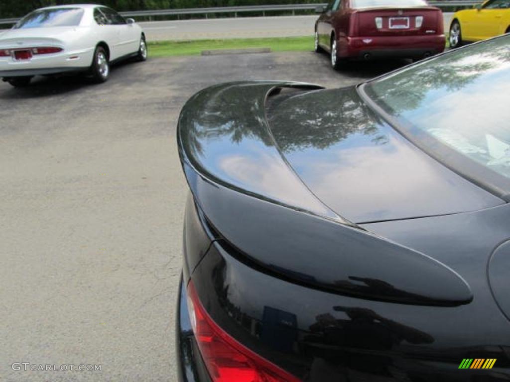 Phantom Black Metallic 2005 Pontiac GTO Coupe Exterior Photo #49312392