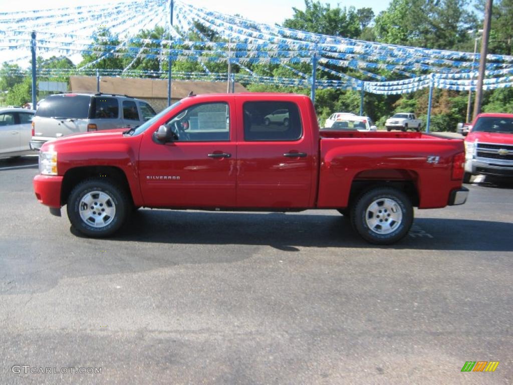 2011 Silverado 1500 LT Crew Cab 4x4 - Victory Red / Ebony photo #2