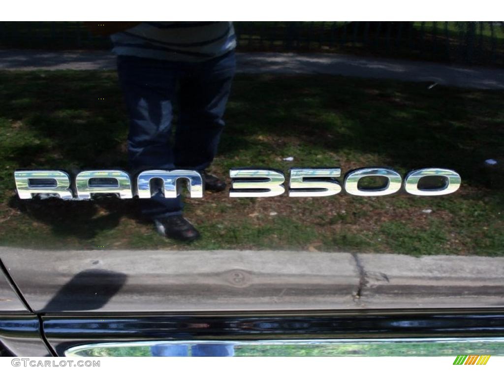 2004 Ram 3500 ST Quad Cab 4x4 Dually - Black / Taupe photo #47